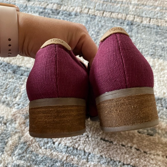 Toms women’s loafers size 8W maroon - Picture 5 of 6